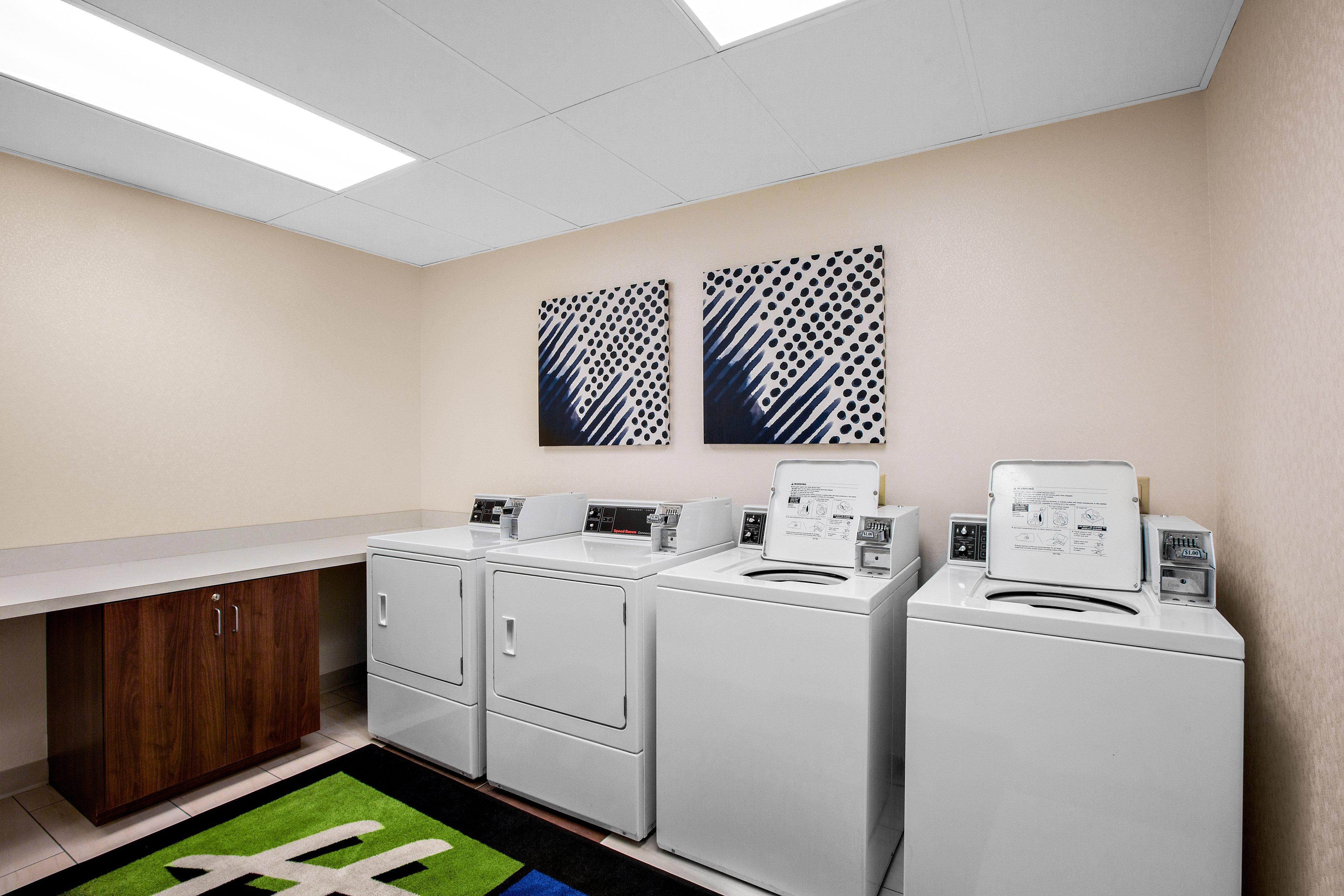Holiday Inn Express Hotel & Suites Ontario By Ihg Eksteriør bilde