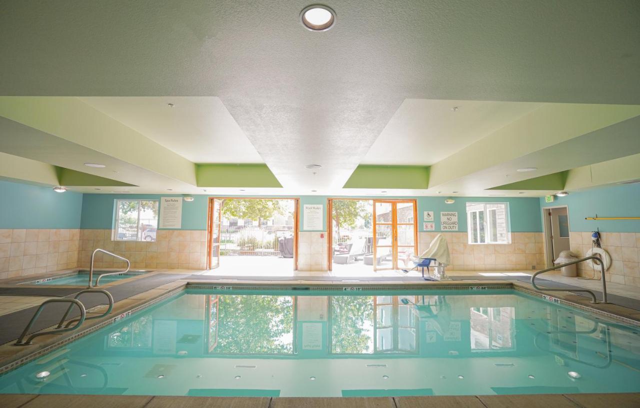 Holiday Inn Express Hotel & Suites Ontario By Ihg Eksteriør bilde